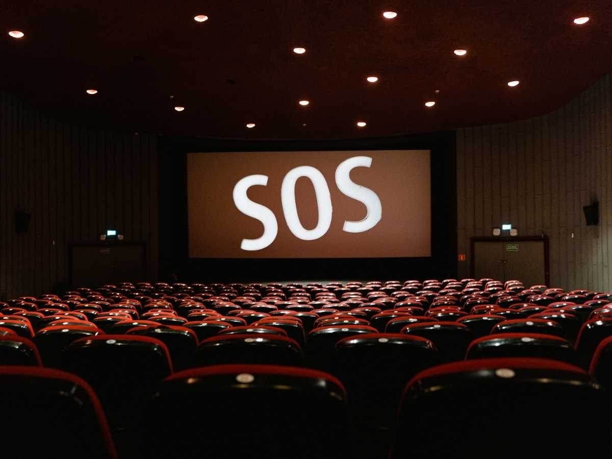 Sale cinematografiche chiuse: un patrimonio a rischio.«Salviamo le sale»: parte l’iniziativa di cittadini e operatori. Le sale storiche sono spazi culturali da proteggere.