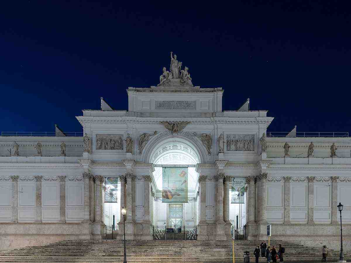 Tre nuove aule studio aprono a Roma nel mese di aprile.Palazzo Esposizioni e altri due spazi si trasformano in aule studio. Aule studio nei luoghi simbolici della cultura romana. L’11 aprile si inaugura la prima aula studio a Palazzo Esposizioni.